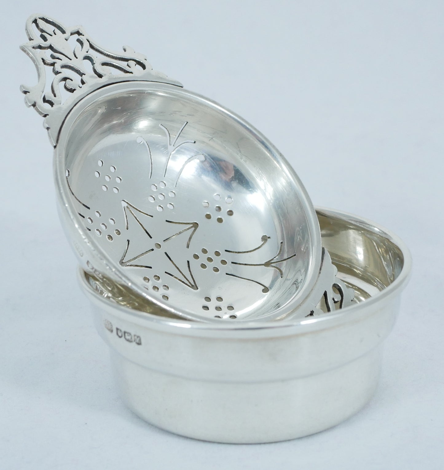 Antique Vintage 1954 Sterling Silver Tea Strainer & Bowl Set Sieve Filigree Cup