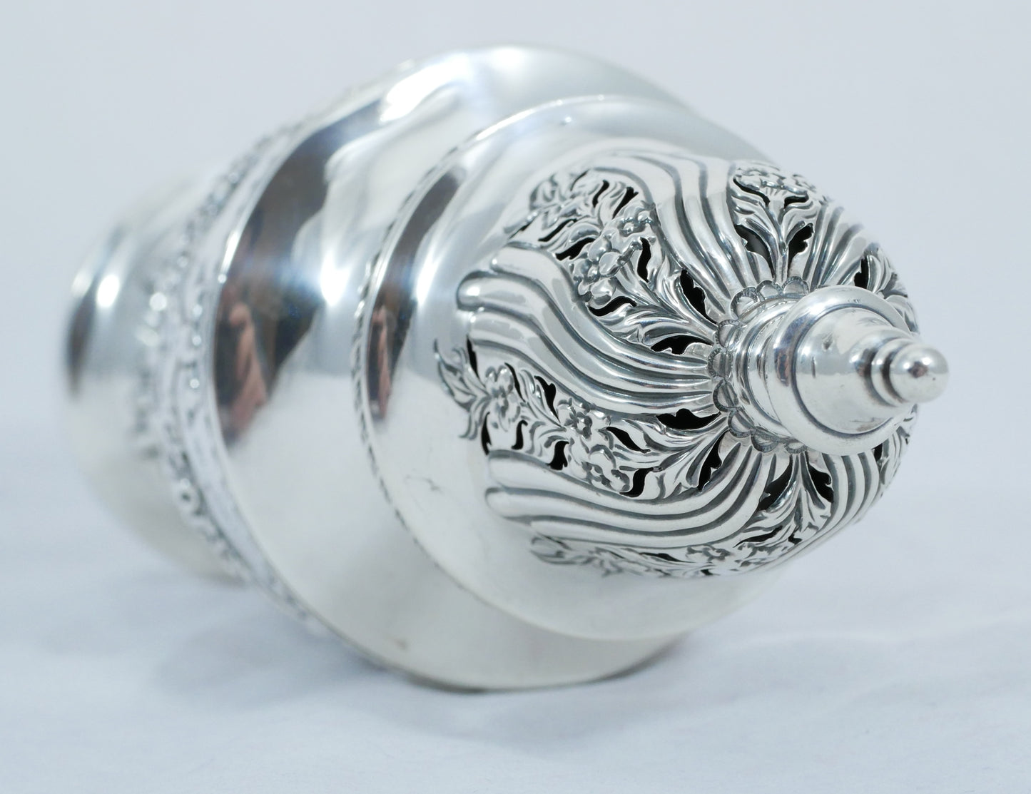 Antique Victorian 1900 Sterling Silver Sugar Caster Shaker Muffineer Castor VB&S