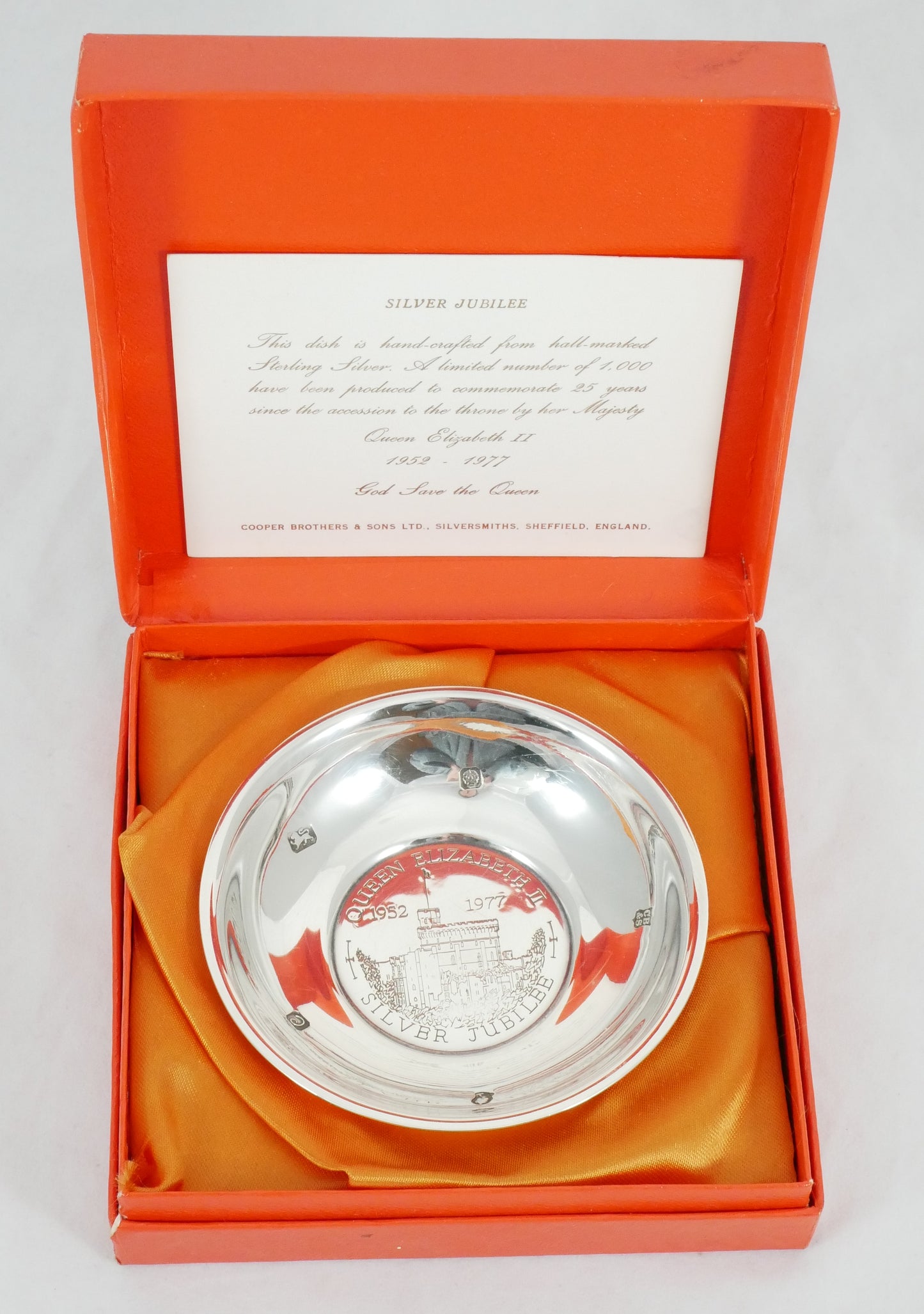Vintage 1977 Sterling Silver Queen Elizabeth II Silver Jubilee Dish Bowl QEII CB