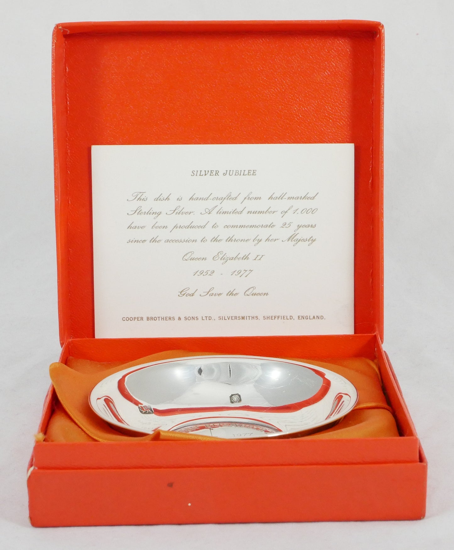 Vintage 1977 Sterling Silver Queen Elizabeth II Silver Jubilee Dish Bowl QEII CB