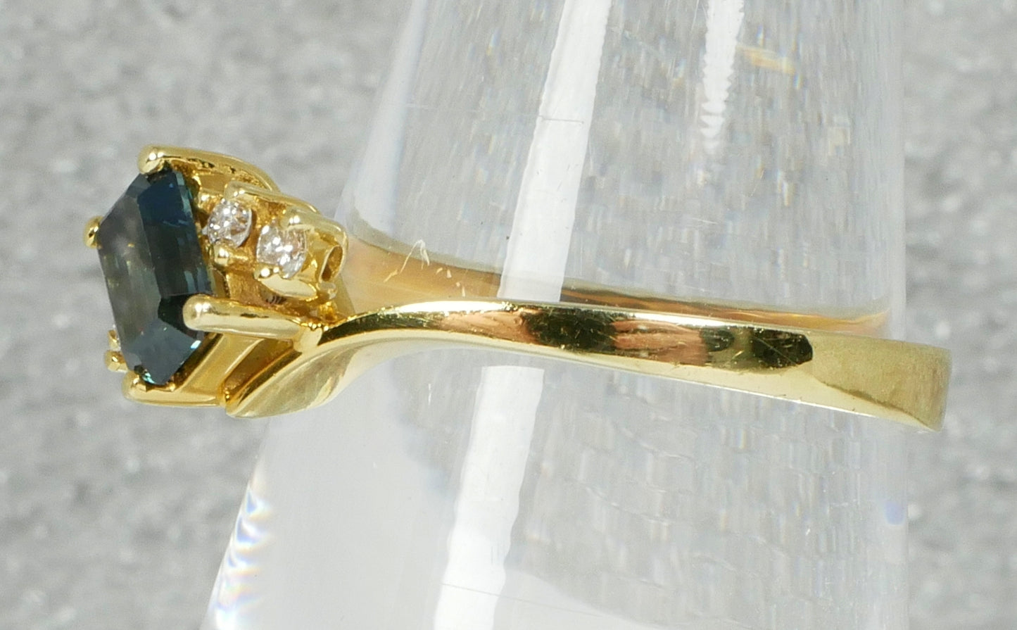 Modern Solid 18ct Yellow Gold London Blue Topaz & Diamond Dress Ring Size 7 N 54