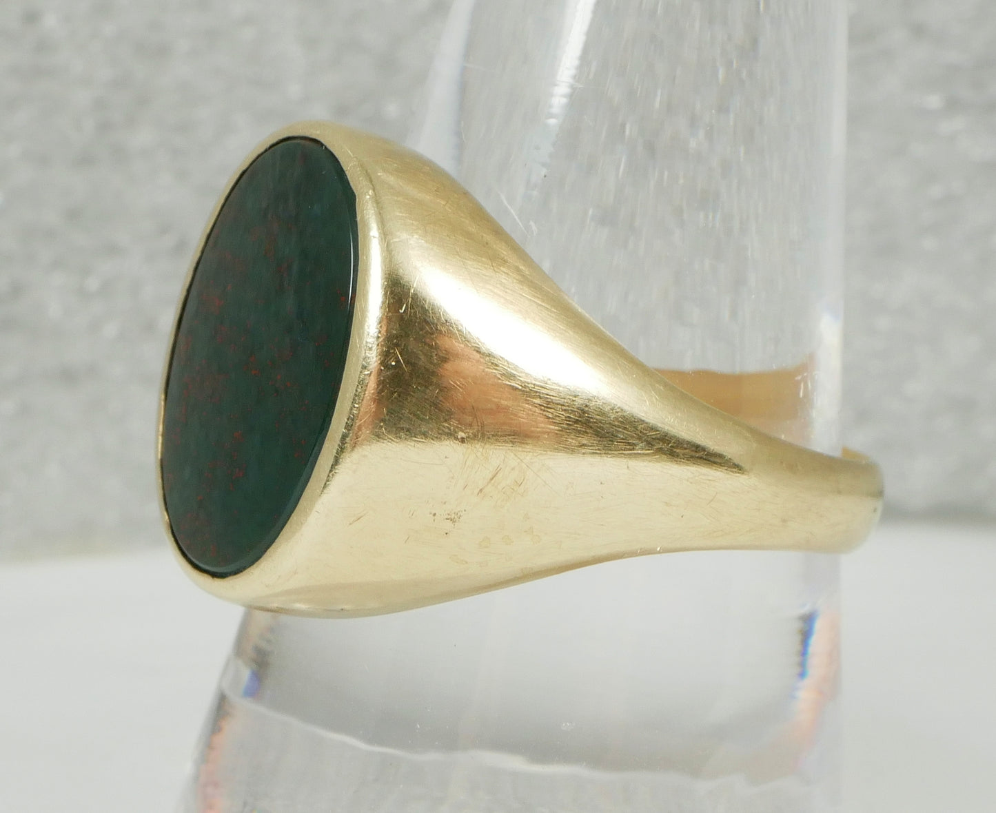 Vintage Solid 9ct Yellow Gold Heliotrope Bloodstone Signet Ring Size 10.5 U 63