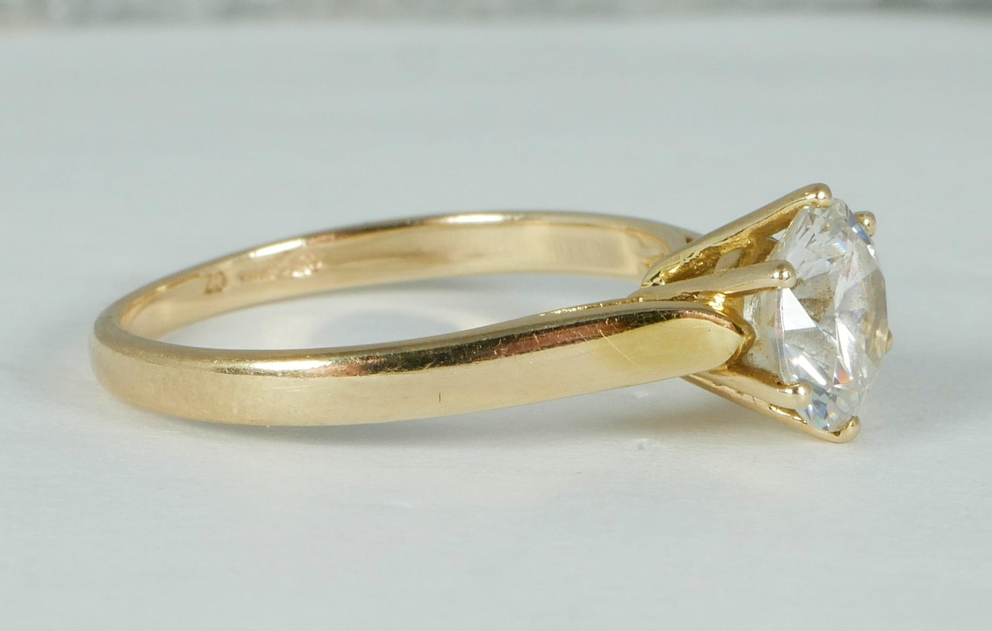 Modern Solid 9ct Yellow Gold 6.5mm CZ Solitaire Engagement Ring Size 5.5 K 50