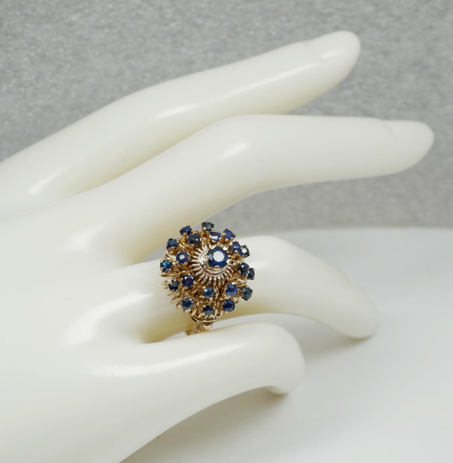 Vintage 9ct Yellow Gold Sapphire Thai Princess Cluster Cocktail Dome Ring 6 L 51