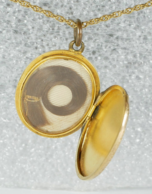 Antique Victorian 18ct Yellow Gold Enamel Horseshoe Oval Pendant Mourning Locket