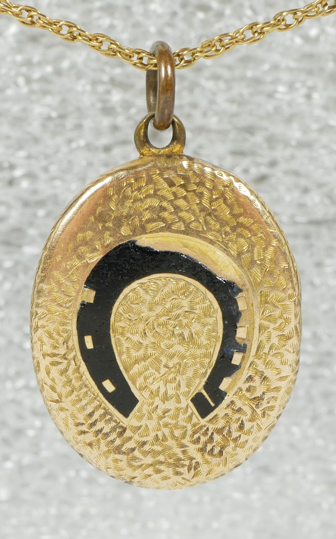 Antique Victorian 18ct Yellow Gold Enamel Horseshoe Oval Pendant Mourning Locket