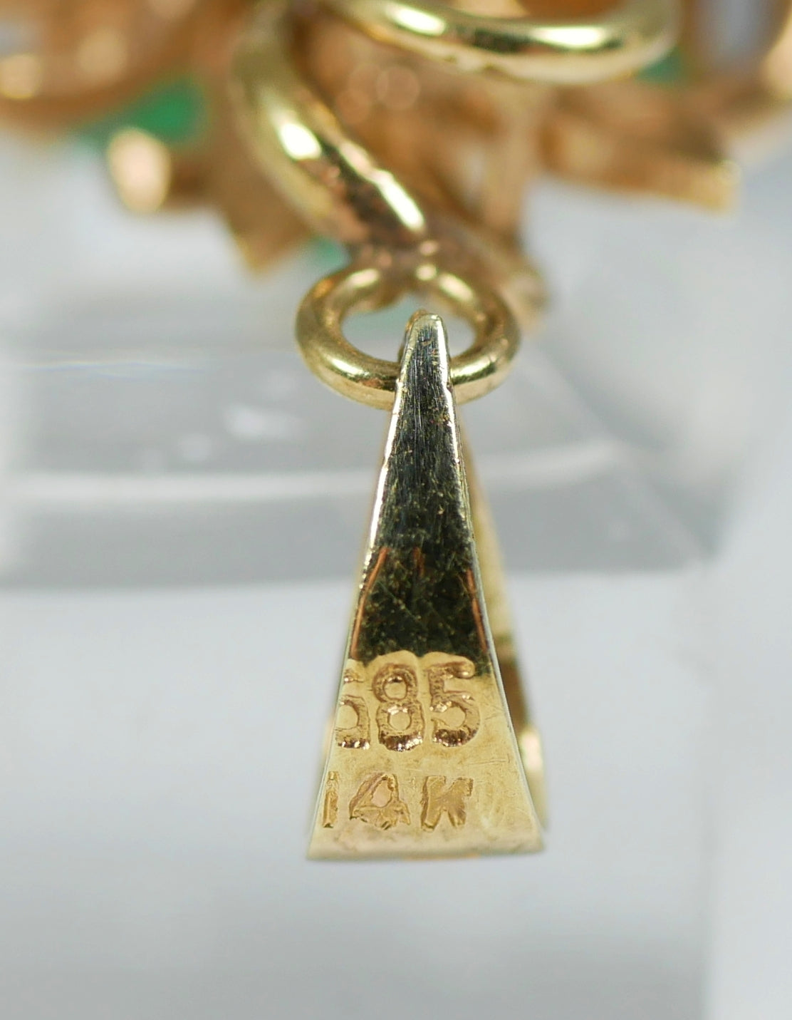 Vintage Solid 14ct Yellow Gold Emerald Cluster Grape Bunch Vine Necklace Pendant