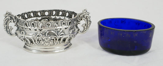 Antique Edwardian 1901 Repousse Sterling Silver Salt Cellar Bowl Blue Glass Set