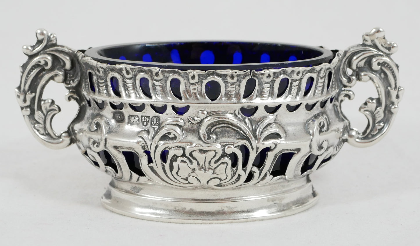 Antique Edwardian 1901 Repousse Sterling Silver Salt Cellar Bowl Blue Glass Set