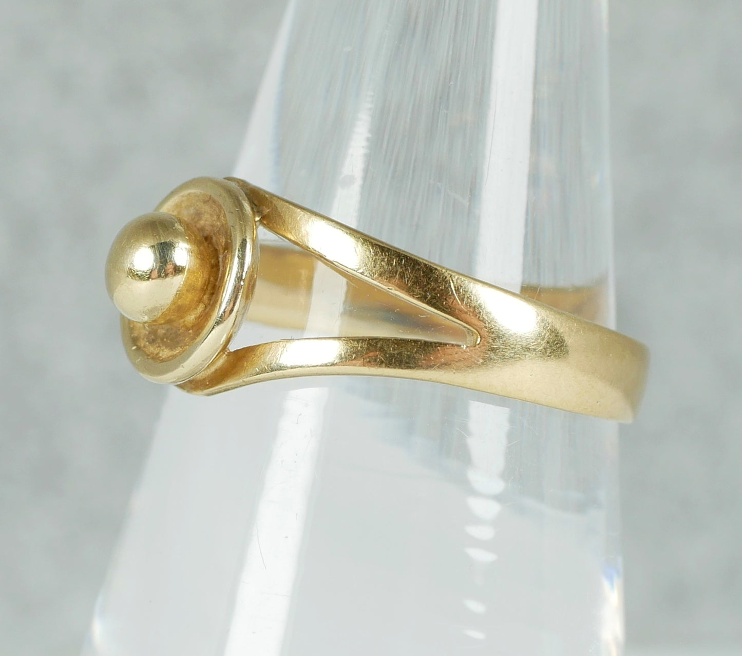 Vintage English 1976 Solid 9ct Yellow Gold Collar Stud Dress Ring Size 6.5 M 52