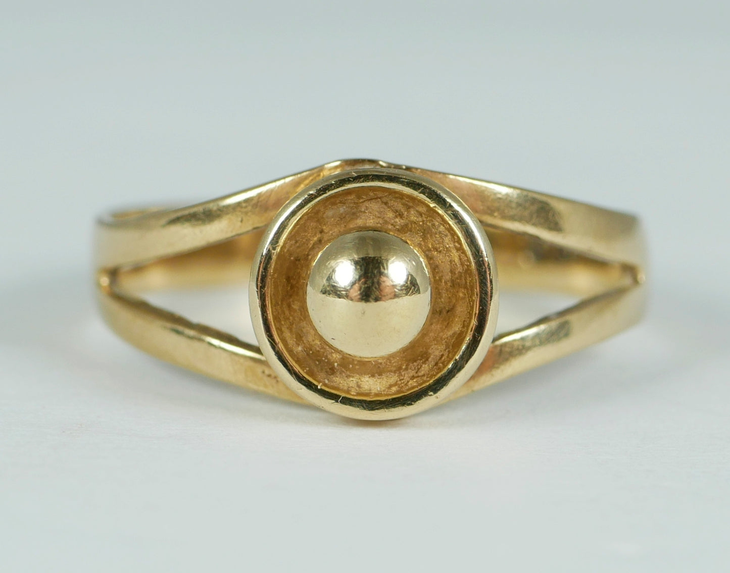 Vintage English 1976 Solid 9ct Yellow Gold Collar Stud Dress Ring Size 6.5 M 52