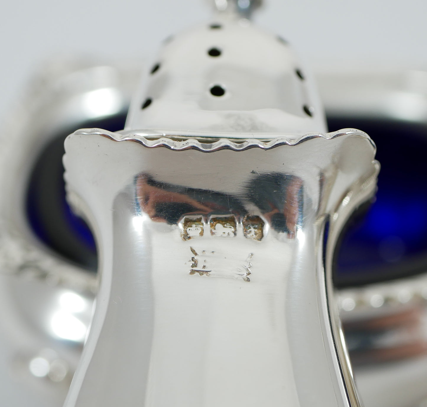Antique Edwardian 1915 Sterling Silver 4pc Cruet Set Salt Cellar Dish Pepper Pot