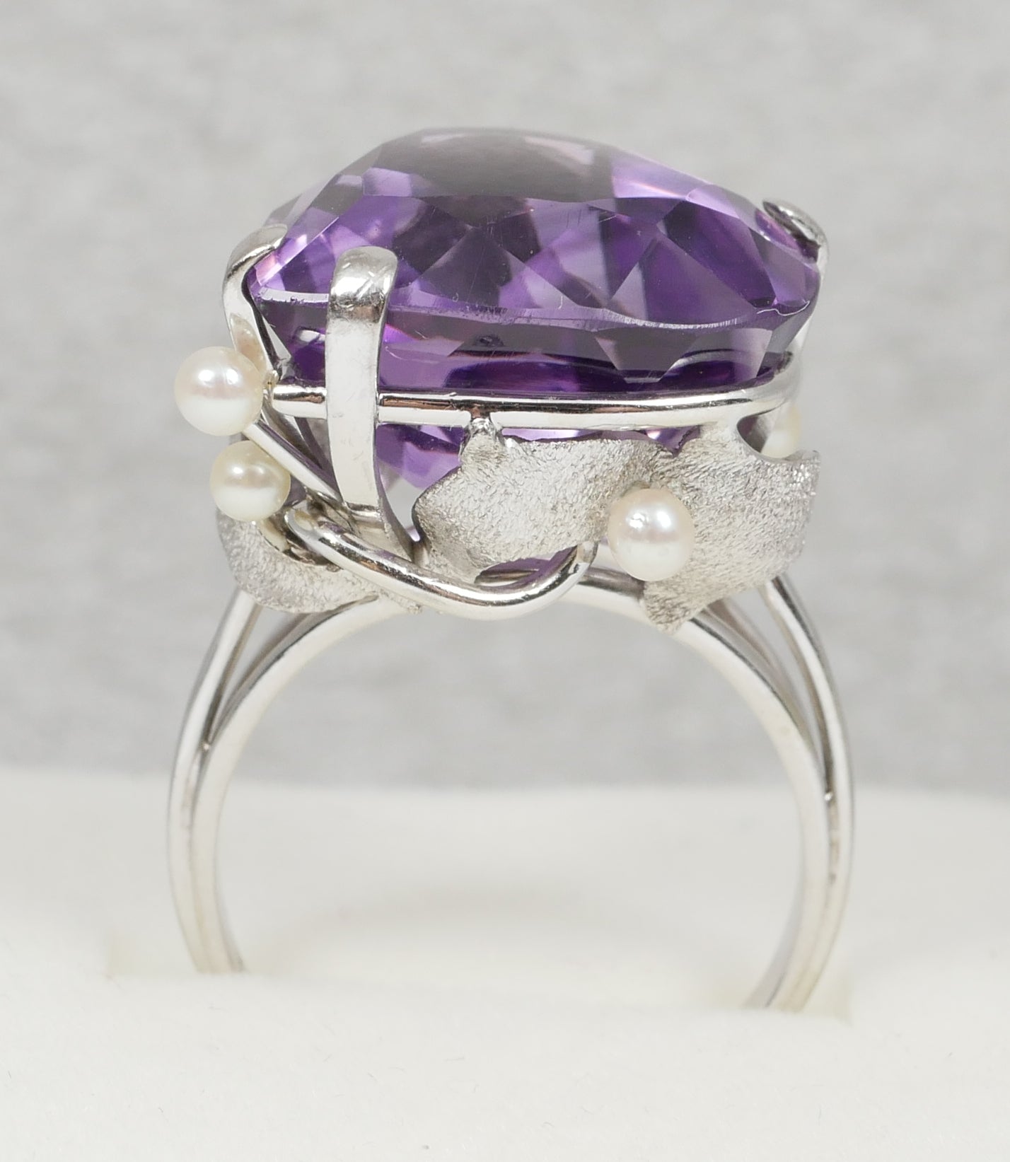 Solid 18ct White Gold Heart Amethyst Diamond Pearl Cocktail Dress Ring 7.5 O 55