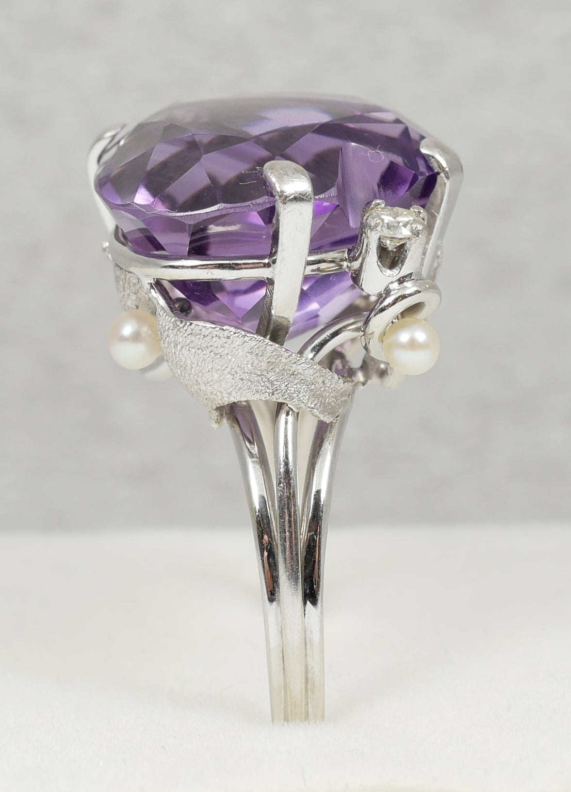 Solid 18ct White Gold Heart Amethyst Diamond Pearl Cocktail Dress Ring 7.5 O 55