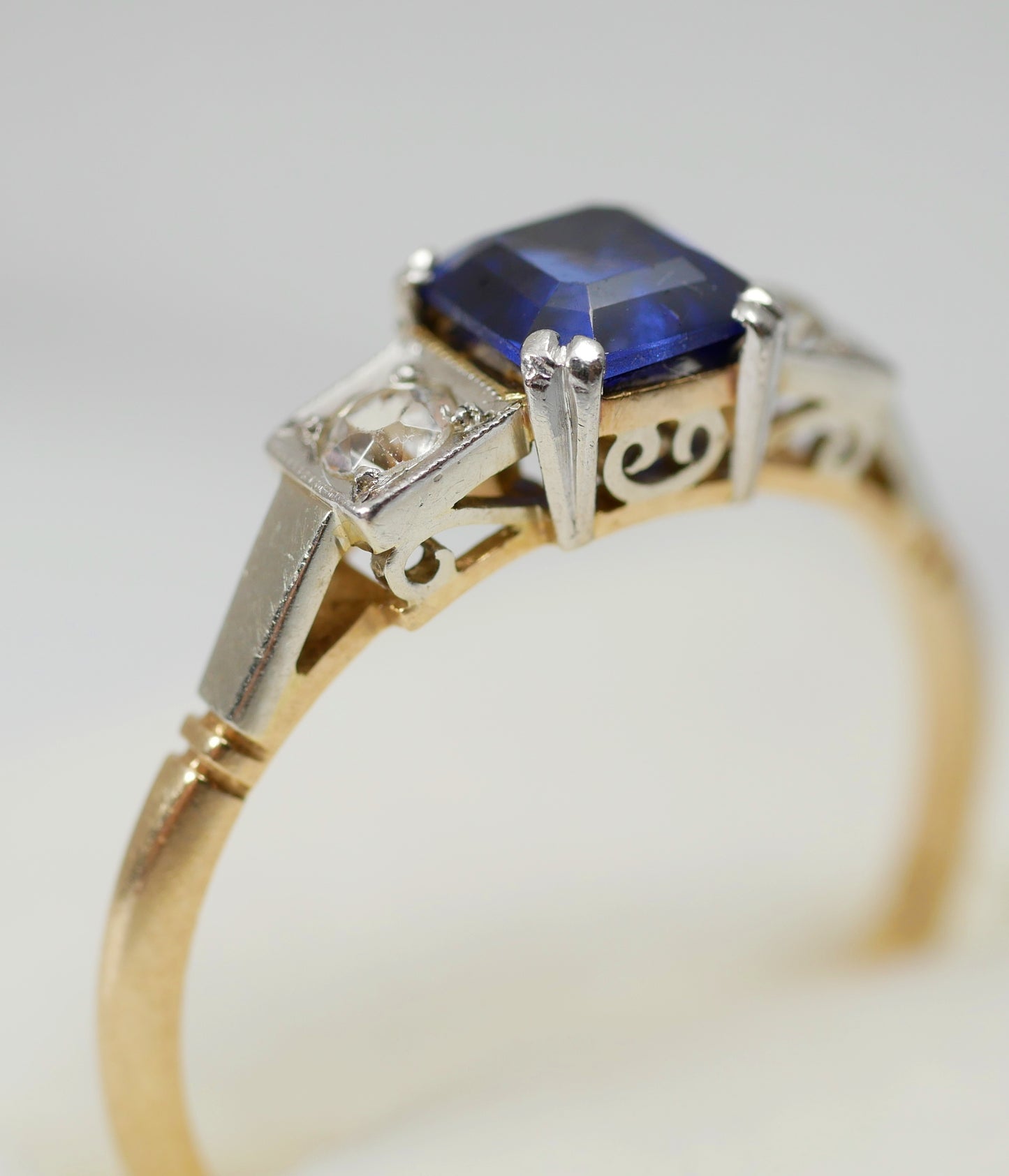 Art Deco Solid 18ct Yellow Gold Platinum Sapphire 3 Stone Dress Ring Size 7 N 54