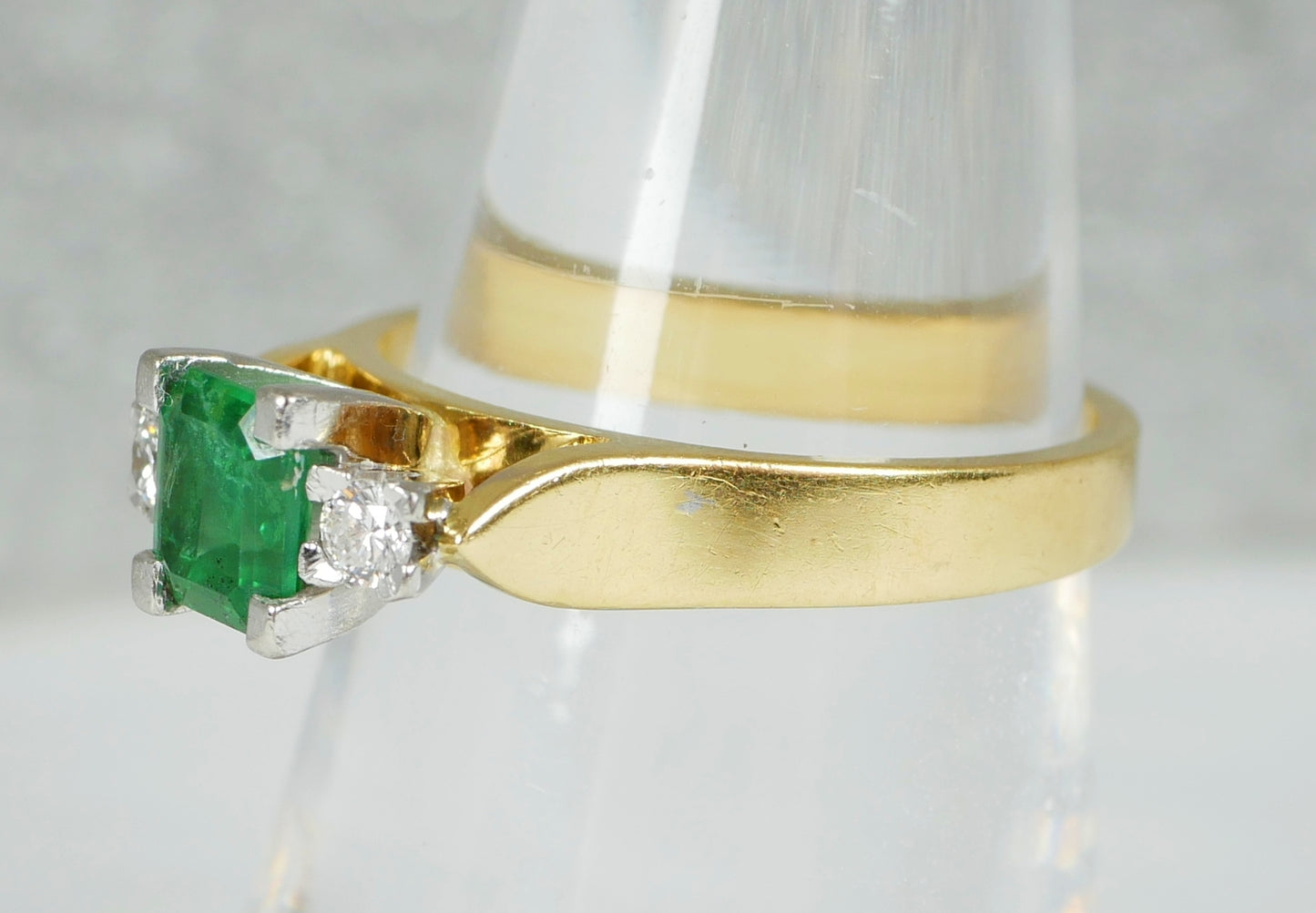 Vintage Solid 18ct Yellow Gold Emerald Diamond 3 Stone Dress Ring Size 6.5 M 52