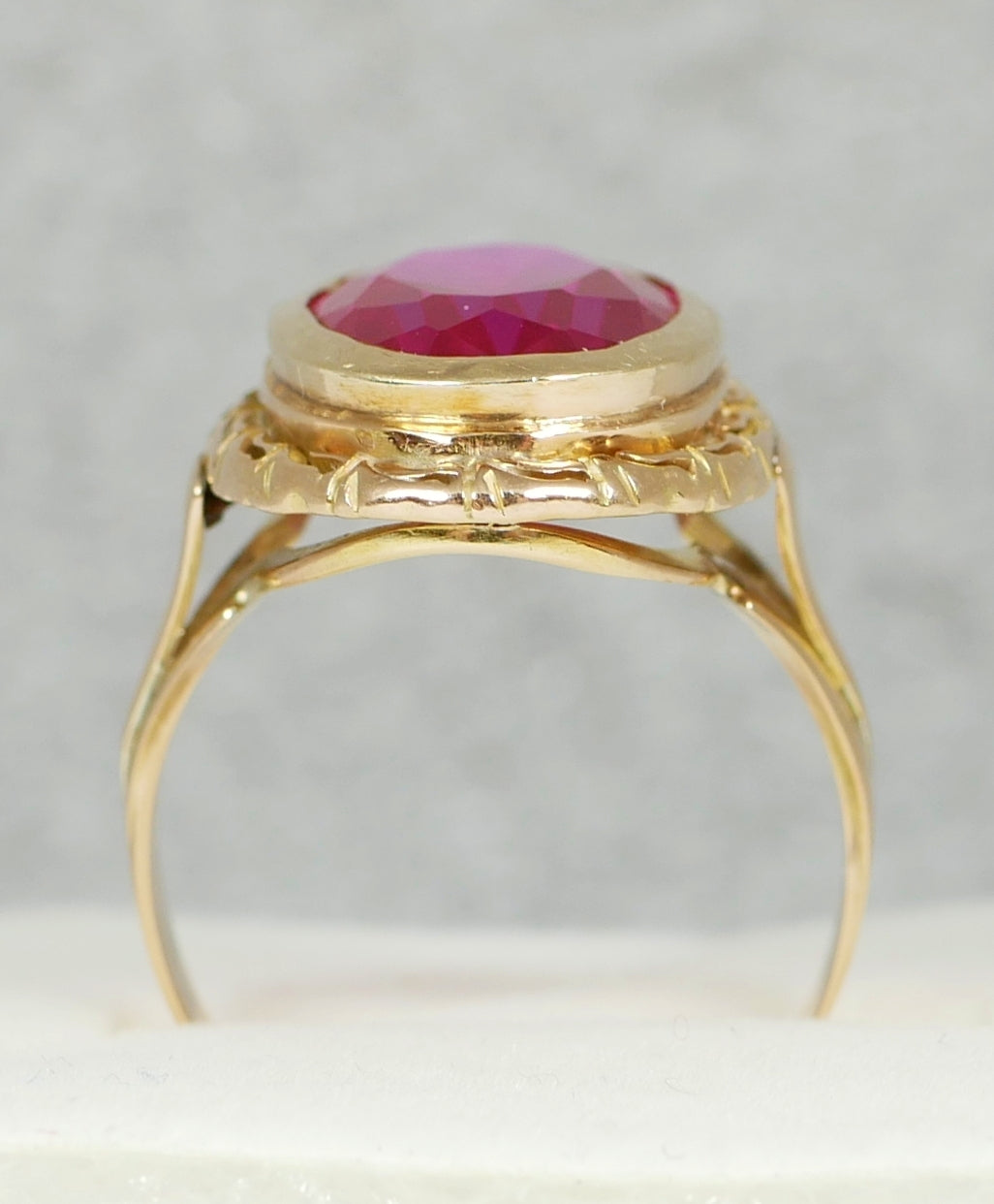 Vintage Solid 14ct Yellow Gold Oval Cut 7ct Ruby Cocktail Dress Ring Size 8 P 56