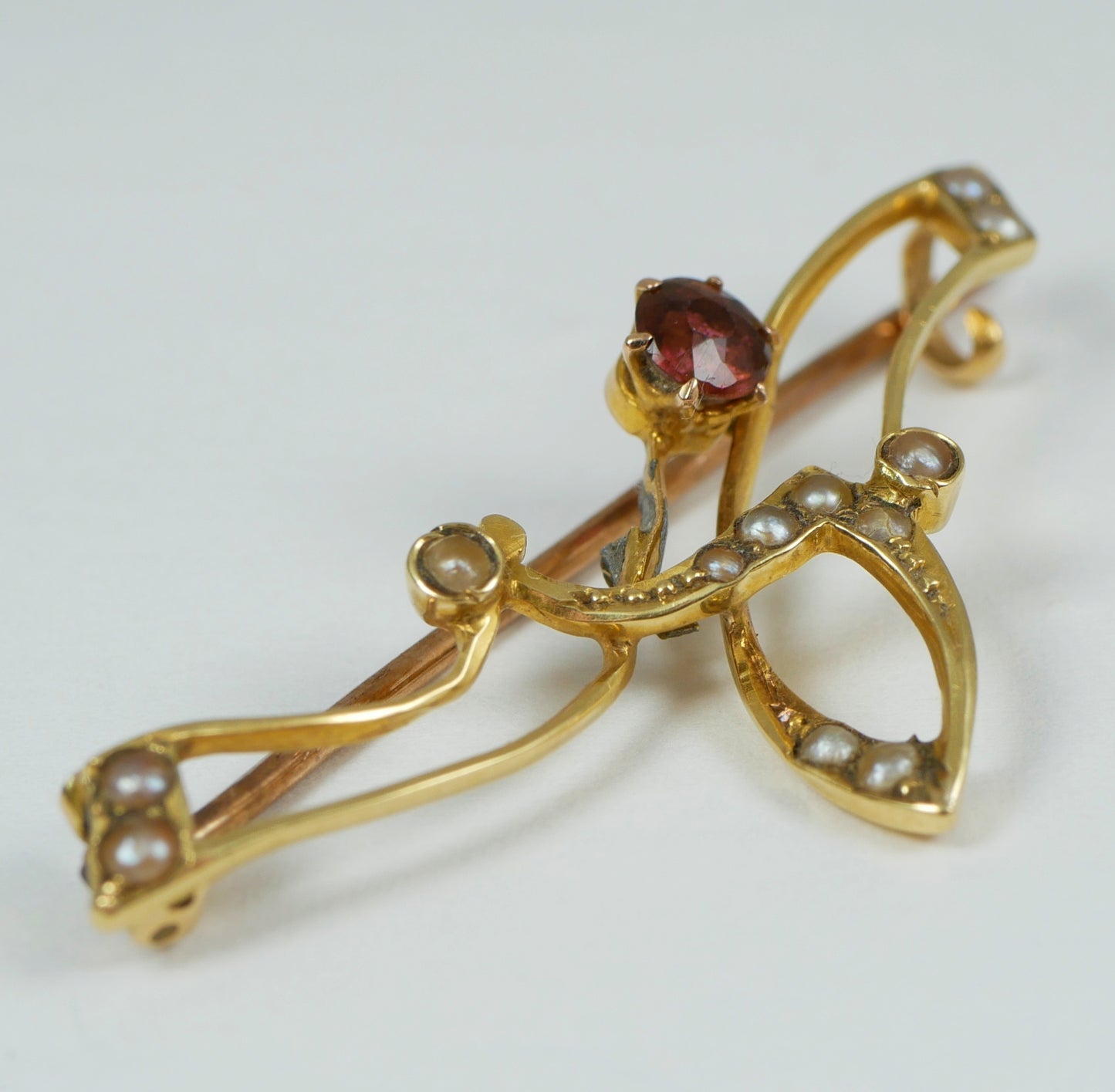 Antique Art Nouveau 1905 Solid 15ct Yellow Gold Garnet & Seed Pearl Brooch Pin