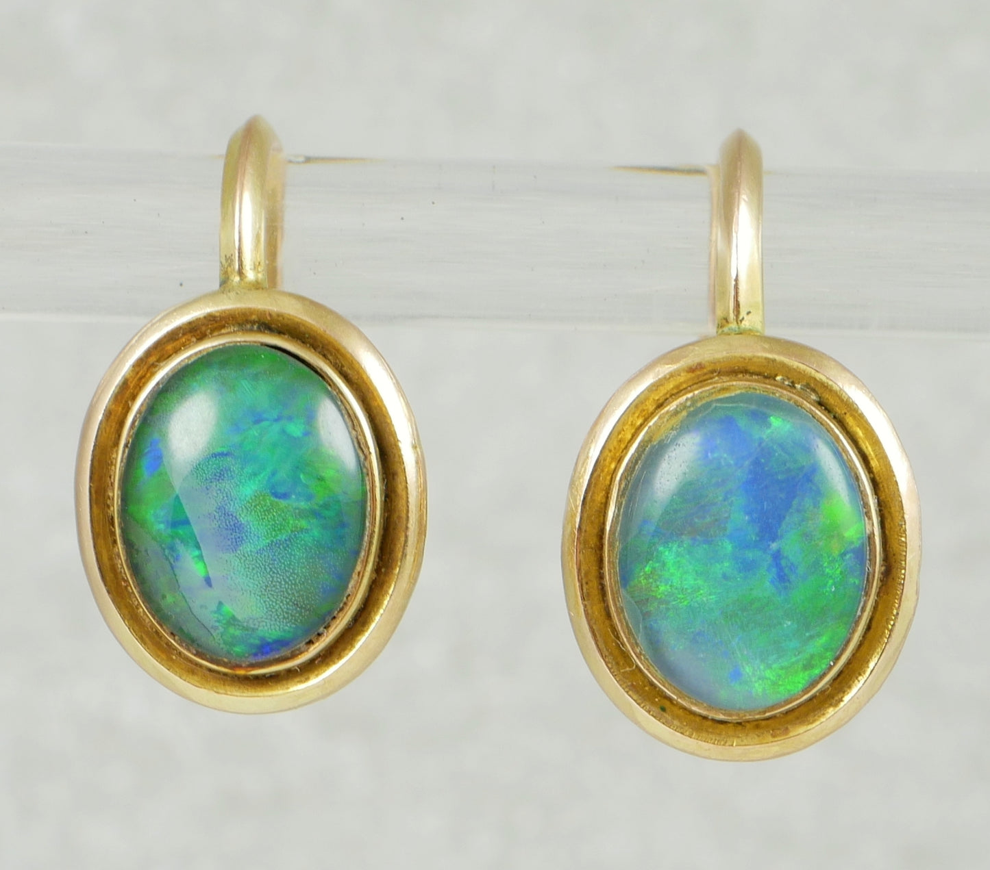 Vintage Pair of Solid 9ct Yellow Gold & Oval Opal French Screw Back Earrings Set