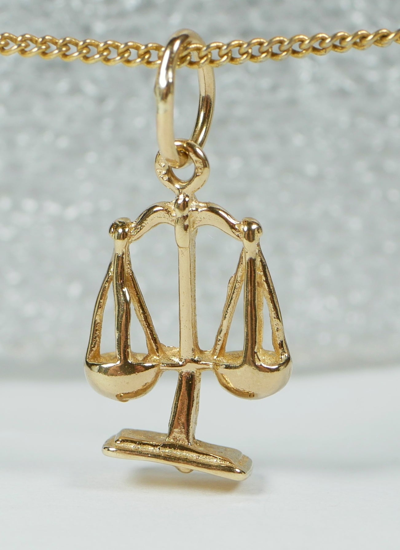 Solid 9ct Yellow Gold Libra Scales Zodiac Pendant Charm 375 Horoscope Justice