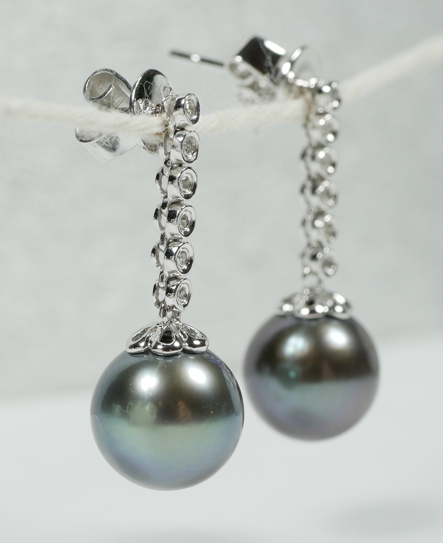 New Solid 14ct White Gold 10mm Tahitian Pearl & Diamond Dangle Earrings Set Pair