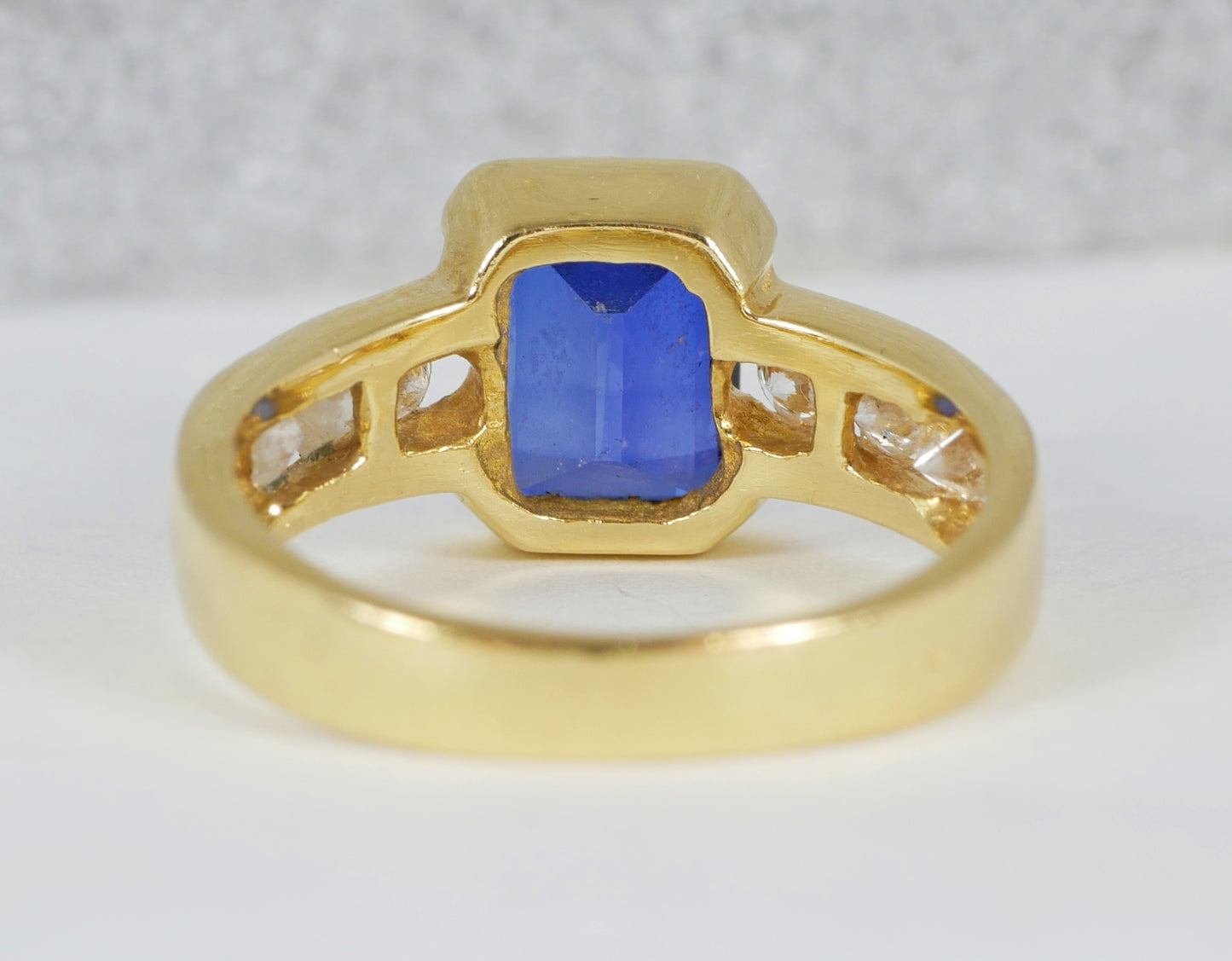 Solid 18ct Yellow Gold Royal Blue Sapphire .4ct Diamond Dress Ring Size 7.5 O 55