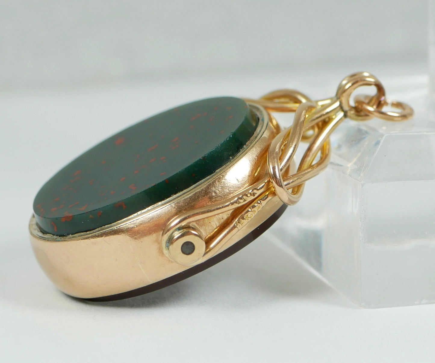 Antique Victorian 9ct Yellow Gold Bloodstone Agate Spinner Fob Necklace Pendant