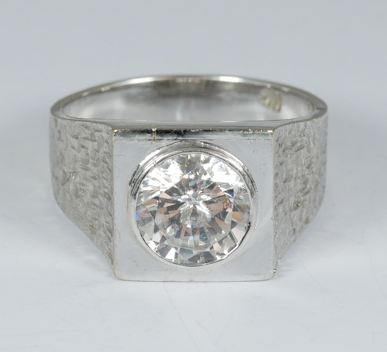 Heavy Retro Solid 14ct Gold White Stone Signet Solitaire Dress Ring Size 8 P 56