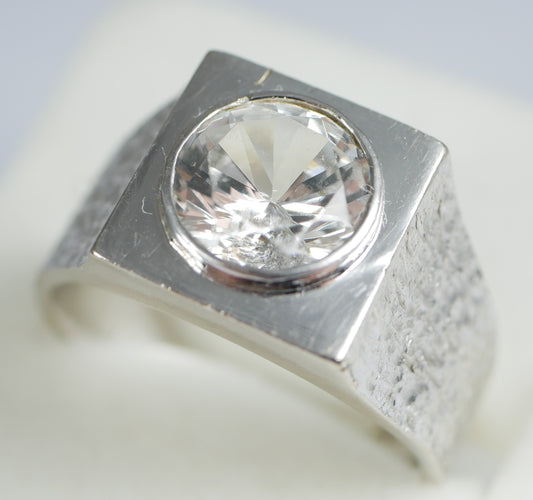 Heavy Retro Solid 14ct Gold White Stone Signet Solitaire Dress Ring Size 8 P 56