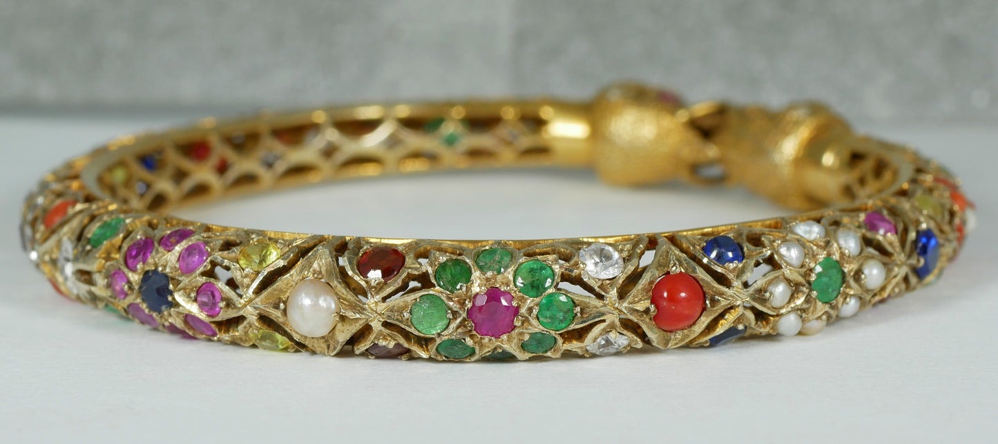 Vintage Indian Mughal Solid 9ct Yellow Gold & Precious Gemstone Bangle Elephant