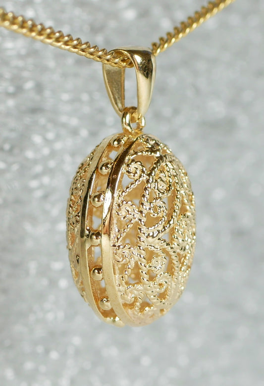 Solid 9ct Yellow Gold 17mm Filigree Hollow Oval Egg Necklace Pendant Charm 375