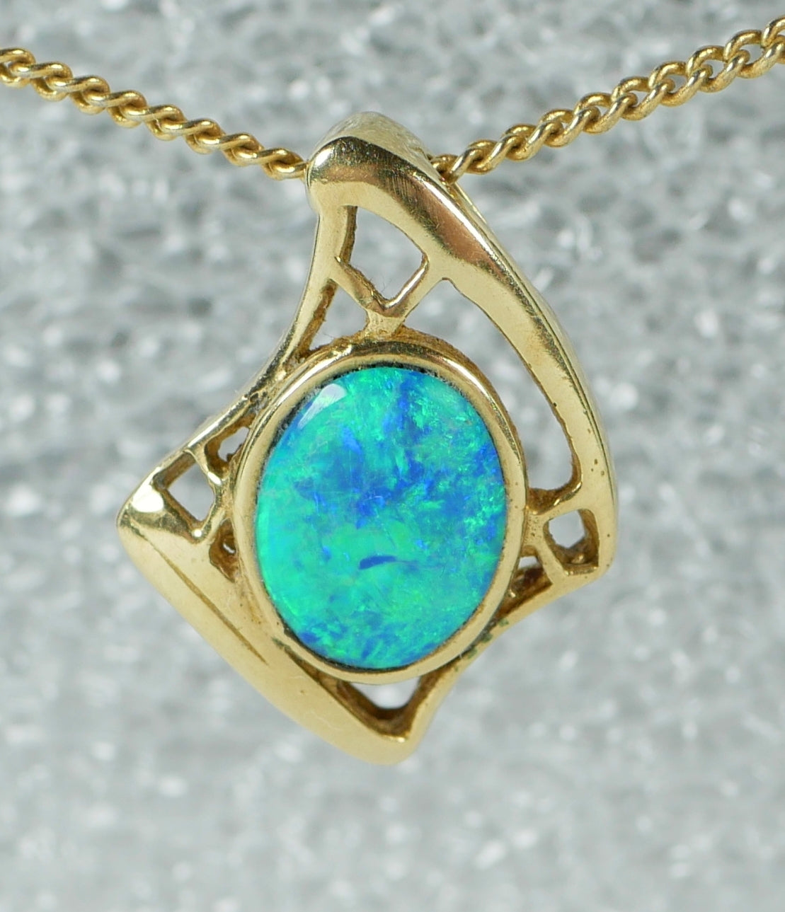 Vintage Solid 14ct Yellow Gold Blue Green Boulder Opal 17mm Necklace Pendant 585