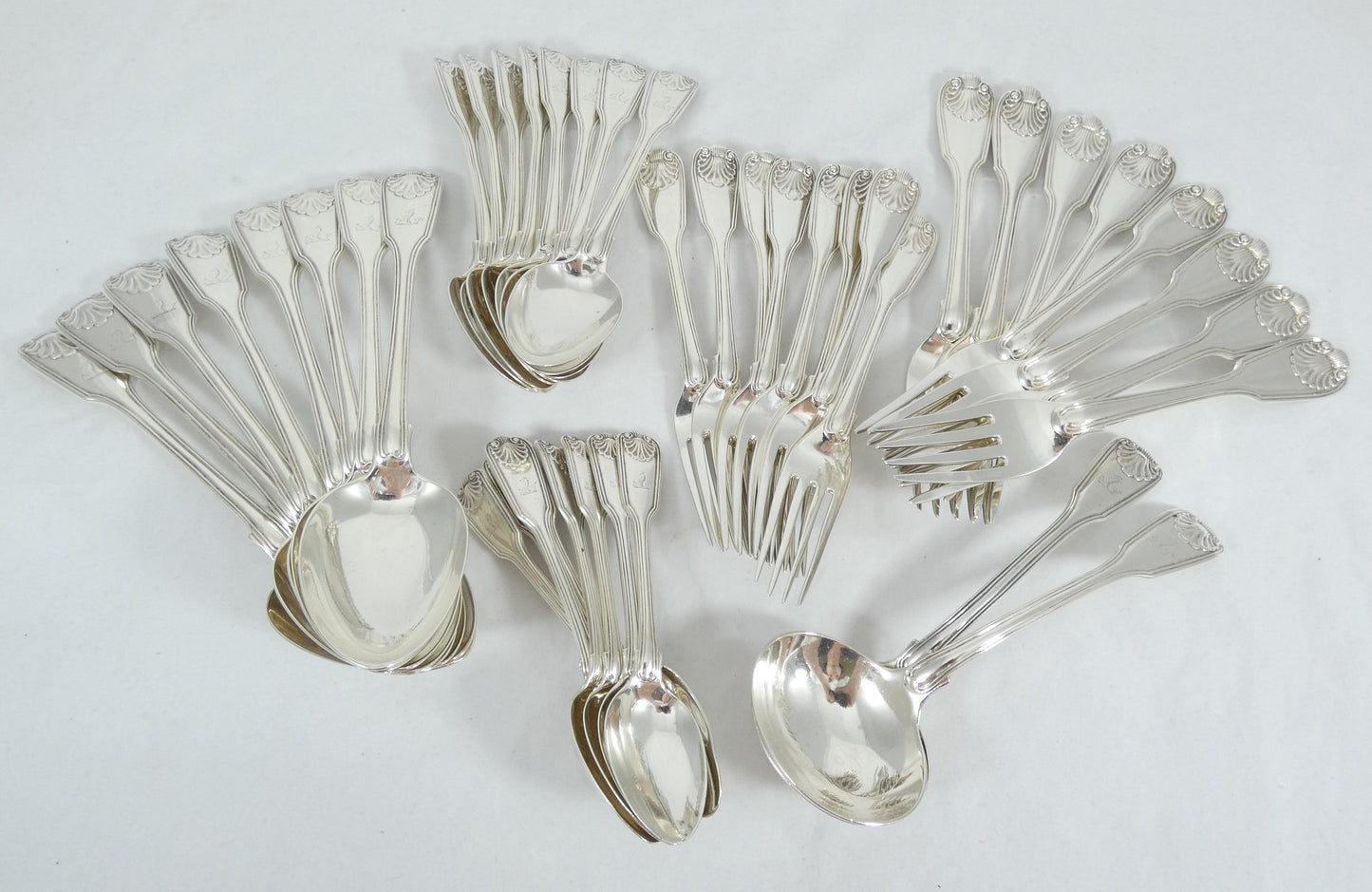 Antique Georgian 1836 42pc 8pl Sterling Silver Cutlery Set Fiddle Thread & Shell