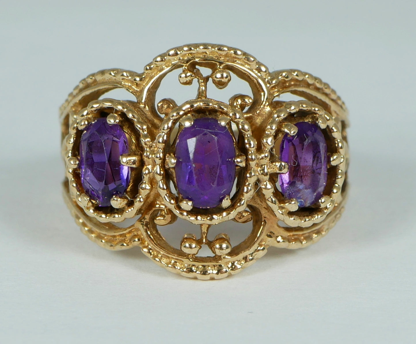 Vintage Solid 9ct Yellow Gold 3 Stone Amethyst Filigree Dress Ring Size 8 P 56