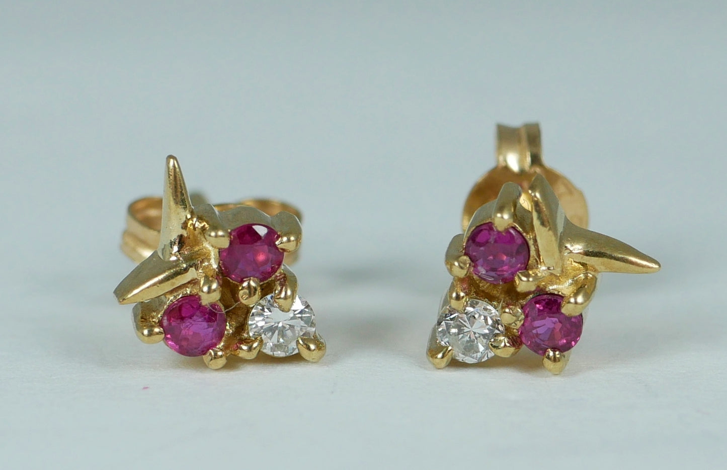 Beautiful Pair of Solid 9ct Yellow Gold Ruby & Diamond Trio Stud Earrings Set