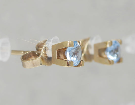 Vintage Pair of Solid 9ct Yellow Gold & 4mm Blue Spinel Stud Earrings Set 375