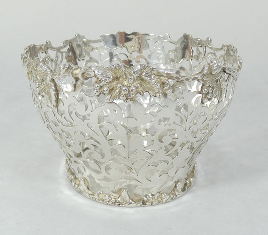 Antique Edwardian 1901 Sterling Silver Pierced Bread Basket Serving Bowl Grape