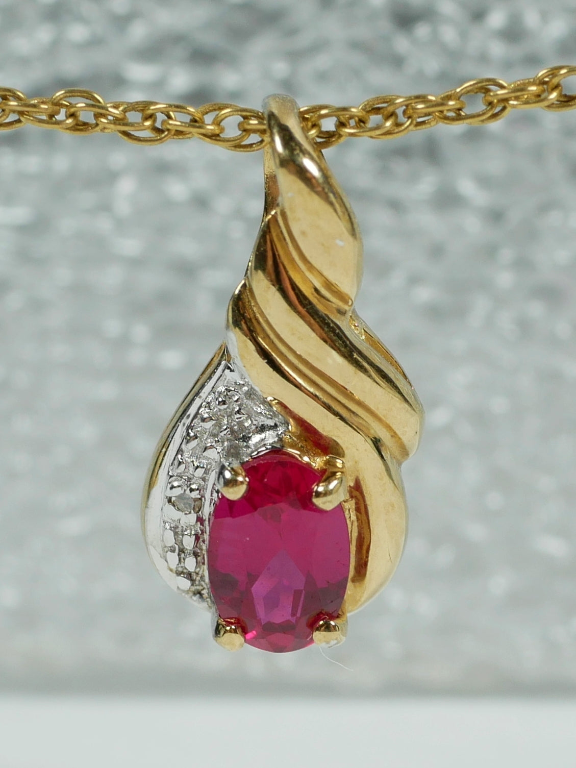 Solid 9ct Yellow Gold Oval Cut 0.48ct Ruby & Diamond 16mm Necklace Pendant 375