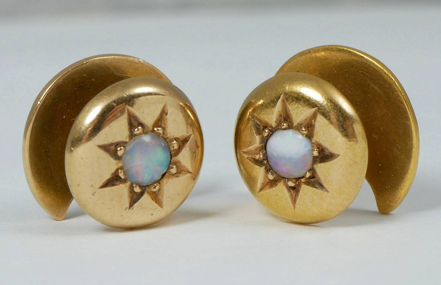 Antique Victorian Pair of 18ct Yellow Gold Crystal Opal Collar Shirt Studs Stud