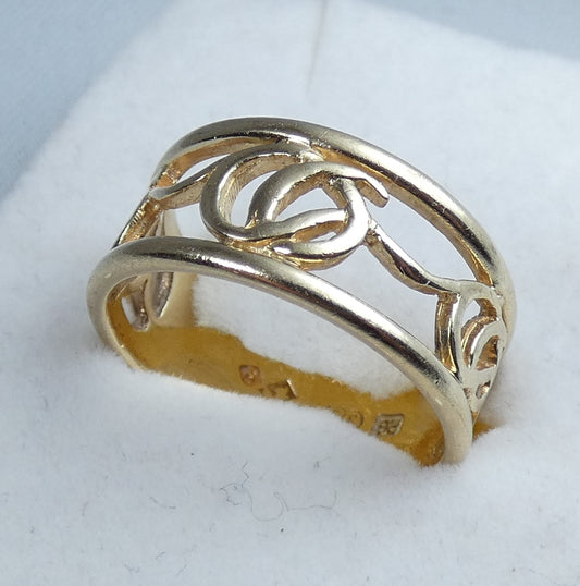 Australian Guild 9ct Yellow Gold Celtic 9mm Band Wedding Dress Ring Size 9 R 59