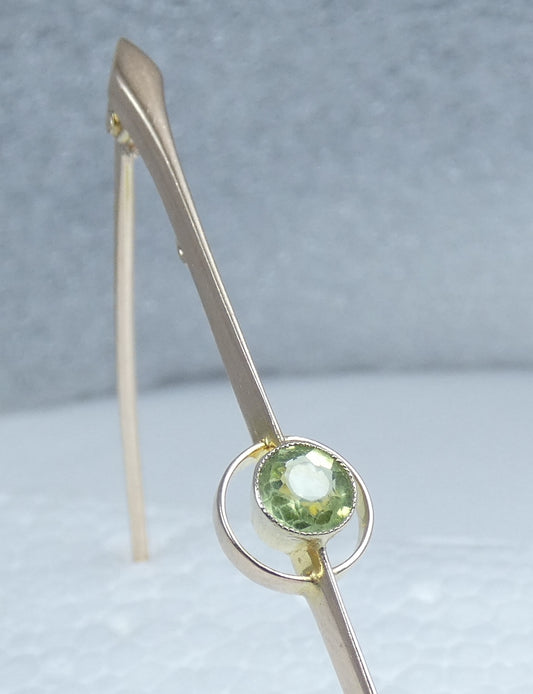 Antique Vintage Solid 9ct Yellow Gold Peridot Solitaire 58mm Bar Brooch Pin 375