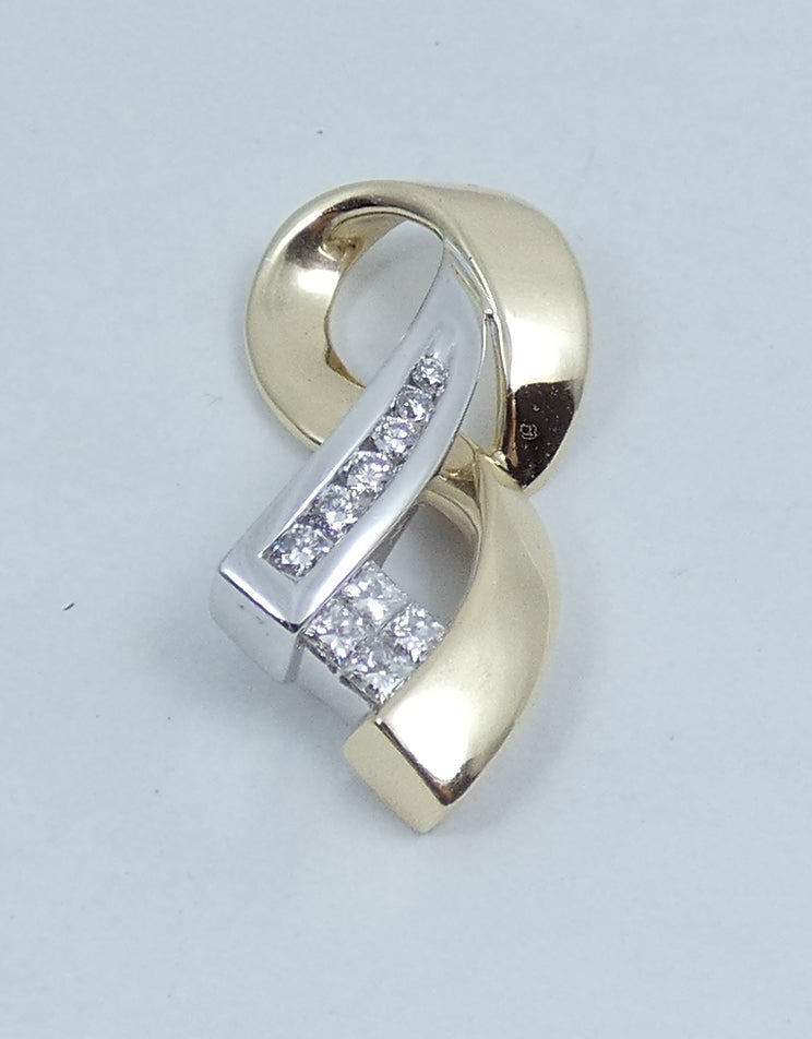 Contemporary Solid 14ct Yellow White Gold 0.17ct Diamond 28mm Necklace Pendant