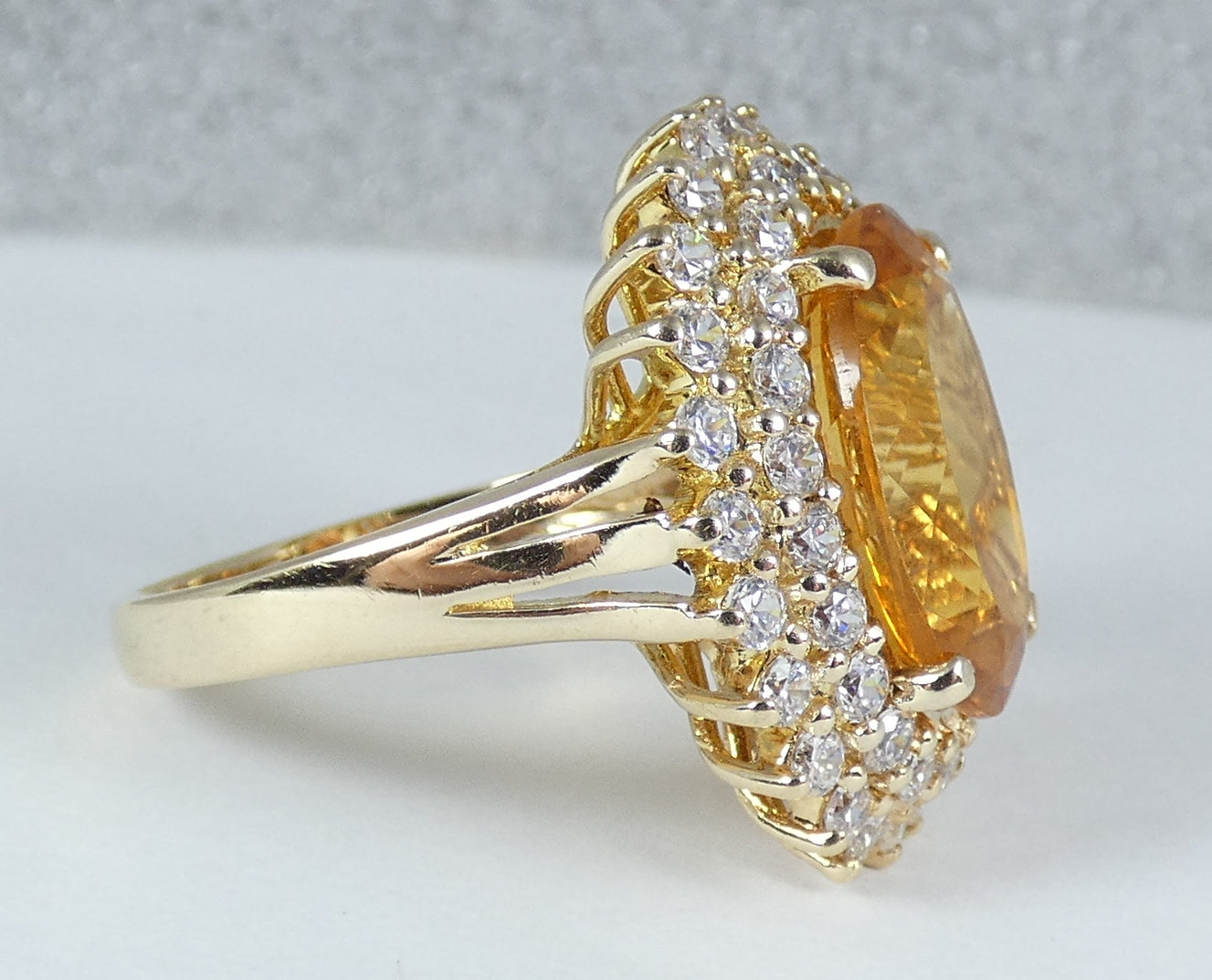 Solid 9ct Yellow Gold Citrine & CZ Cluster Cocktail Dress Ring Size 10 T 61 375