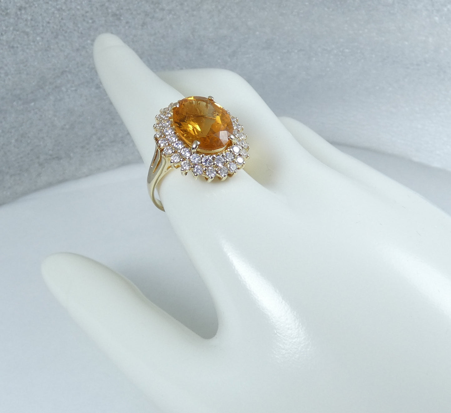 Solid 9ct Yellow Gold Citrine & CZ Cluster Cocktail Dress Ring Size 10 T 61 375