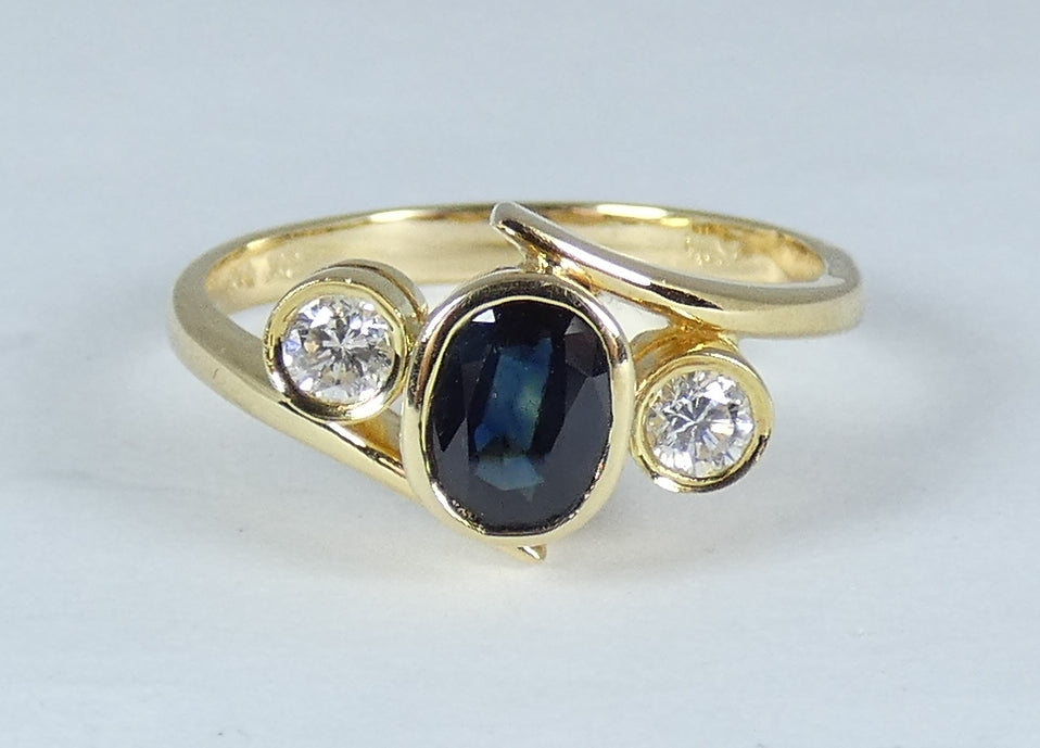 Solid 18ct Yellow Gold Parti Sapphire & Diamond Trilogy Dress Ring Size 6.5 M 52