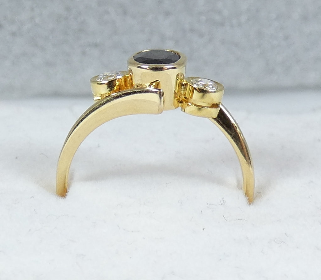 Solid 18ct Yellow Gold Parti Sapphire & Diamond Trilogy Dress Ring Size 6.5 M 52