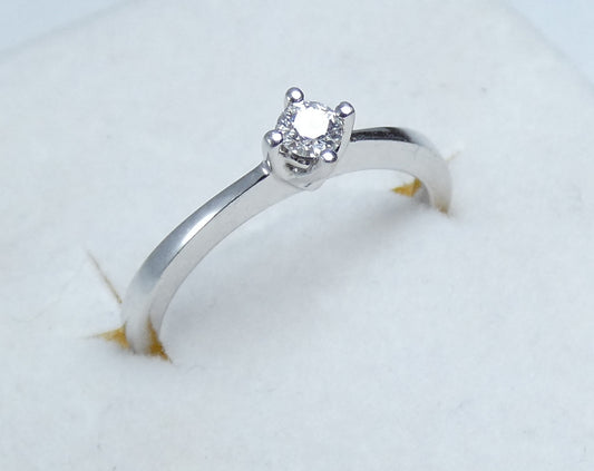 Solid 18ct White Gold 0.15ct Diamond Solitaire Engagement Dress Ring Size 5 J 49