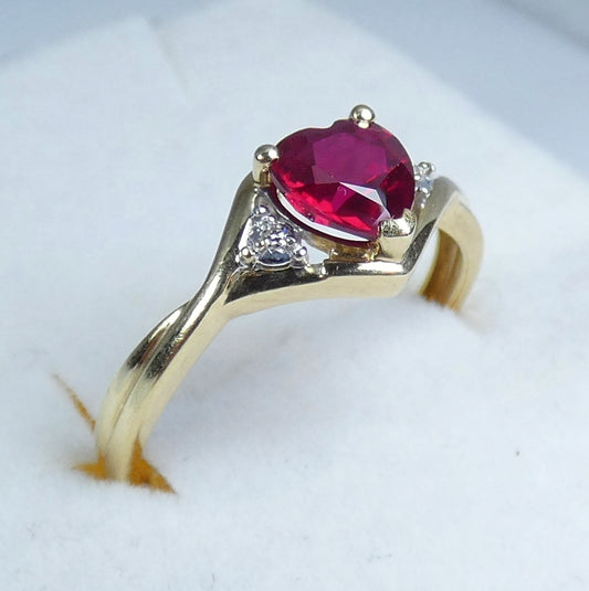 Solid 9ct Yellow Gold Ruby & Diamond Love Heart Dress Ring Size 7.5 O 55 JP88