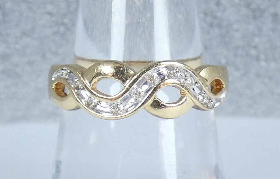 Solid 9ct Yellow Gold & Diamond Twist Swirl Crossover Dress Ring Size 8 P 56
