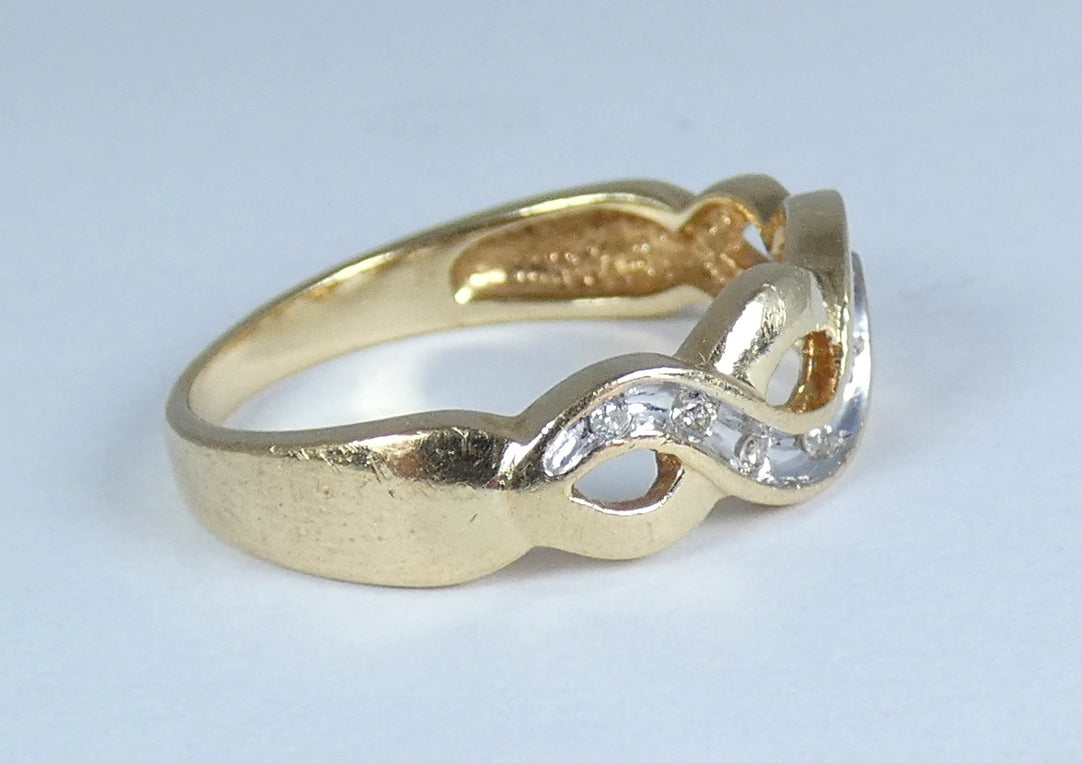 Solid 9ct Yellow Gold & Diamond Twist Swirl Crossover Dress Ring Size 8 P 56